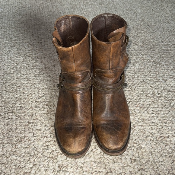 Brown booties - Picture 2 of 4